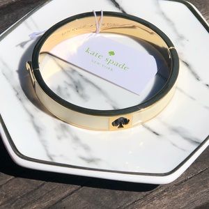 🆕 NWT Kate Spade Cream Enamel Hinge Bracelet